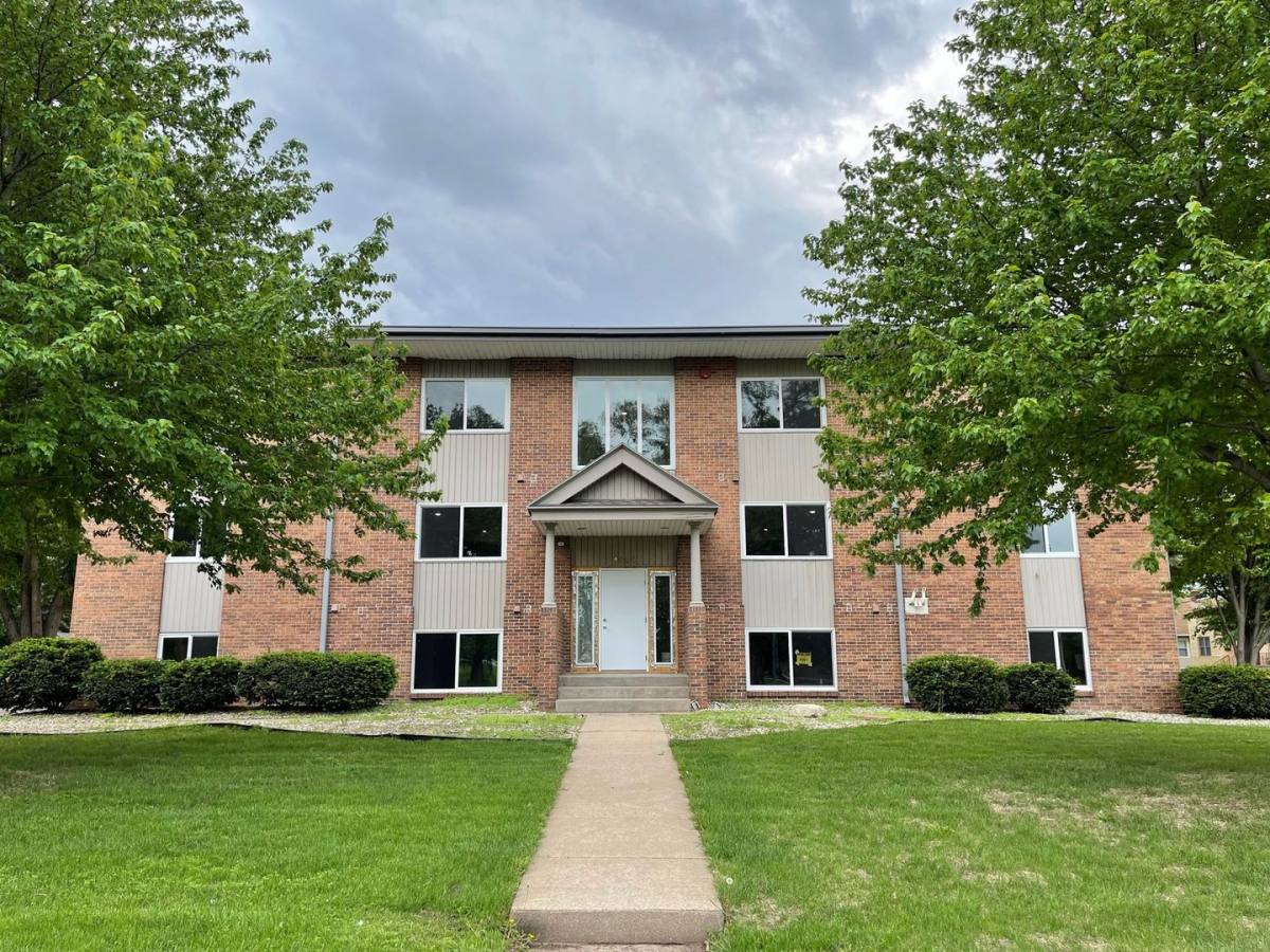 Apartment for rent at 4001 Holdrege St, Lincoln, NE 68503