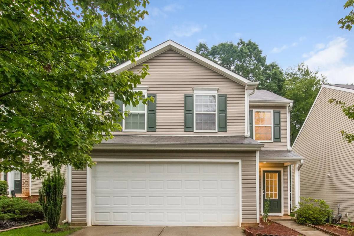 House for rent at 2760 Mayfair Dr, Cumming, GA 30040