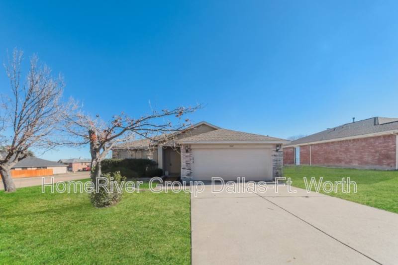 House for rent at 1001 Bradford Lane, Forney, TX 75126