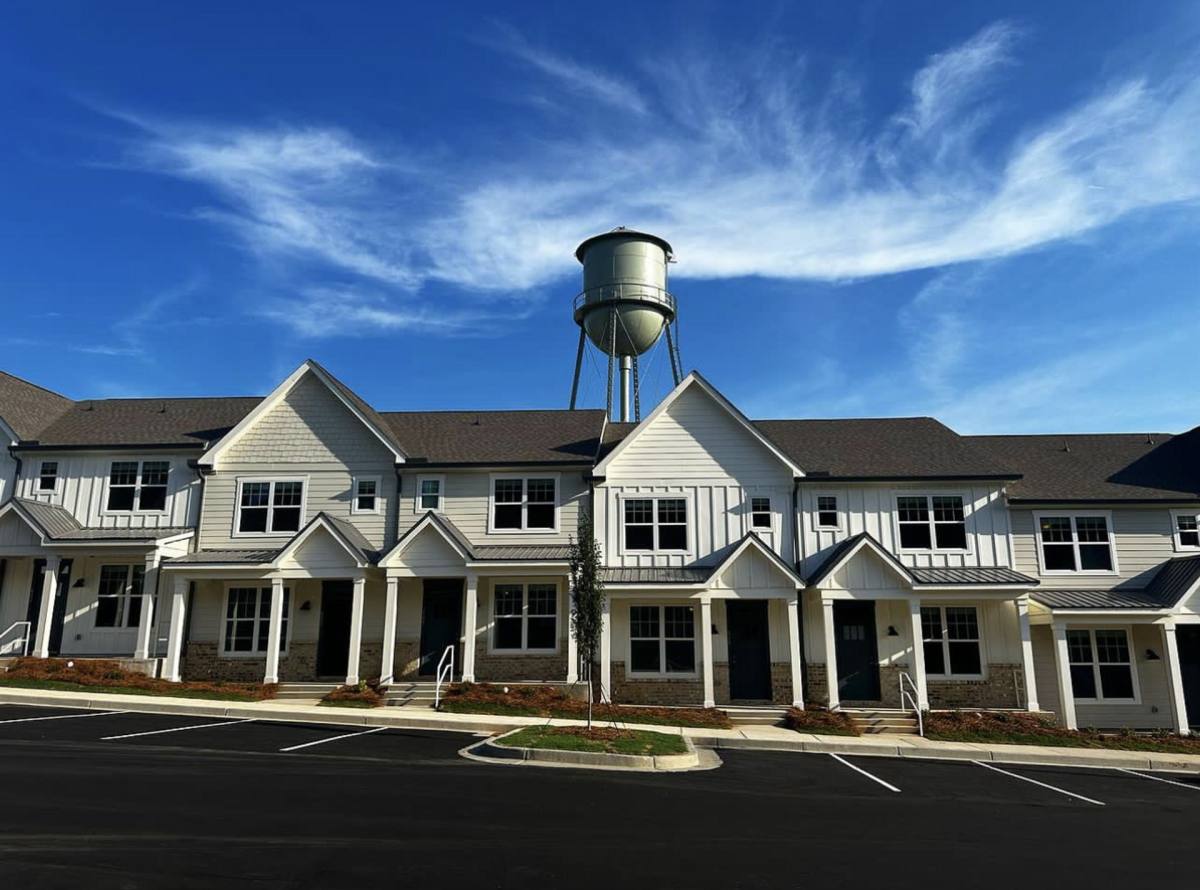 Apartment for rent at 1120 Macon Highway, Athens, GA 30606