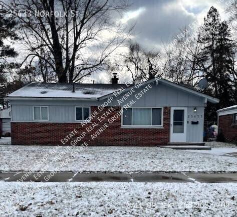 House for rent at 25433 Norfolk St, Dearborn Heights, MI 48125