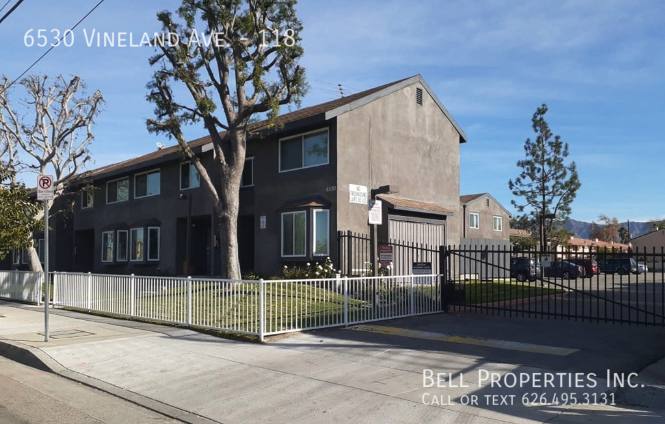 Apartment for rent at 6530 Vineland Ave #118, North Hollywood, CA 91606
