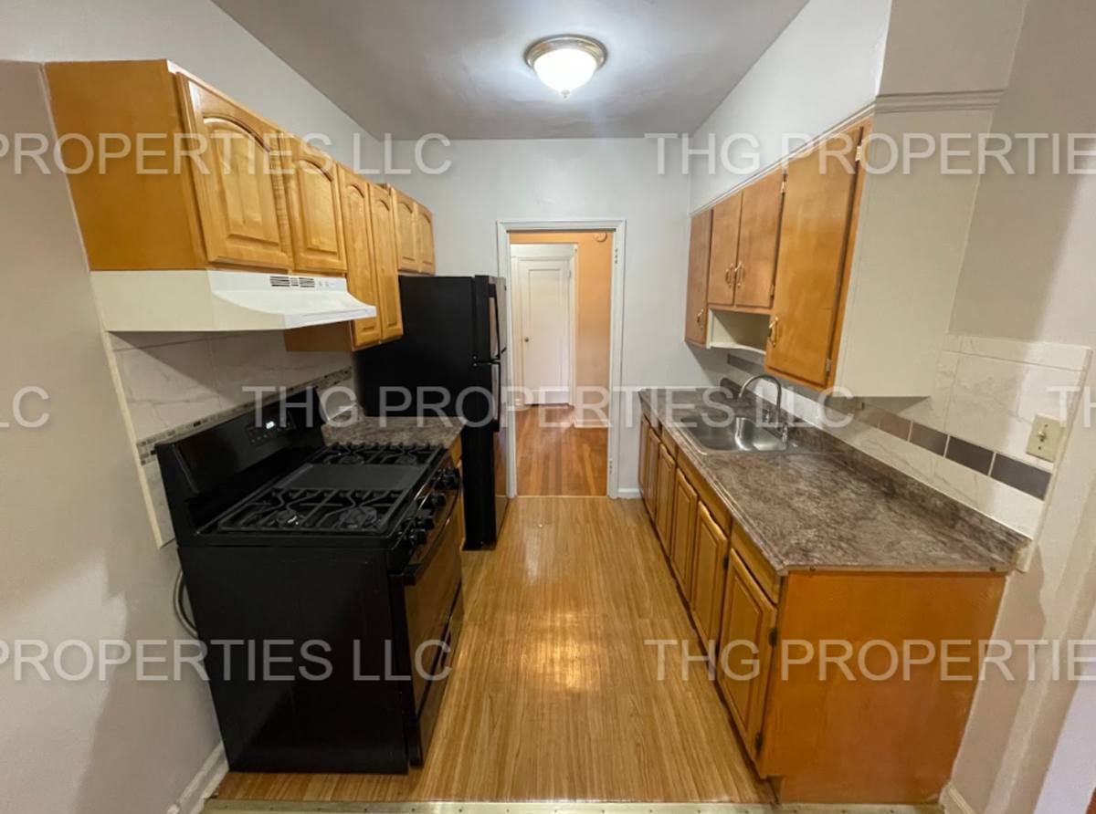 Apartment for rent at 1510 N Broad St, Hillside, NJ 07205