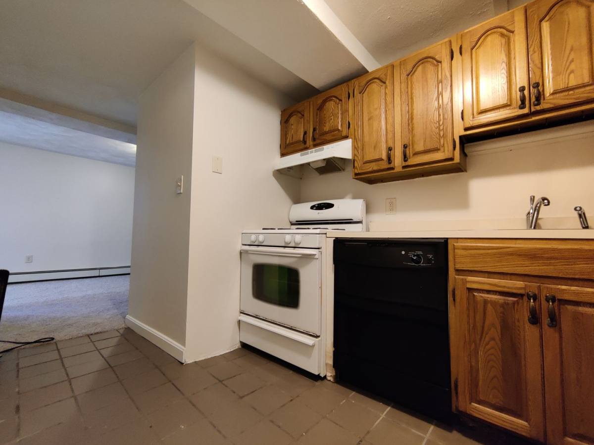 Apartment for rent at 884 Huntington Ave #A1, Boston, MA 02115