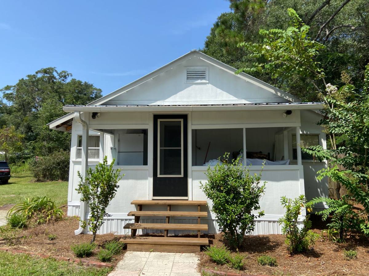 House for rent at 934 Walker Ave SW, Live Oak, FL 32064