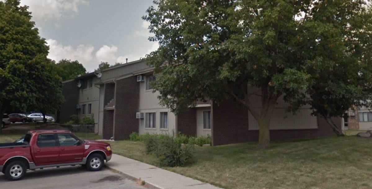 Townhouse for rent at 2516 Perry Park Ave, Perry, IA 50220