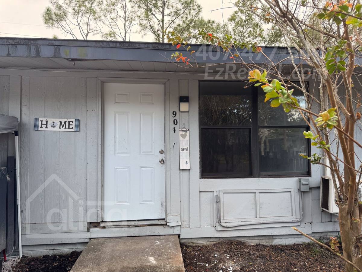 House for rent at 4737 N Pine Hills Rd, Orlando, FL 32808