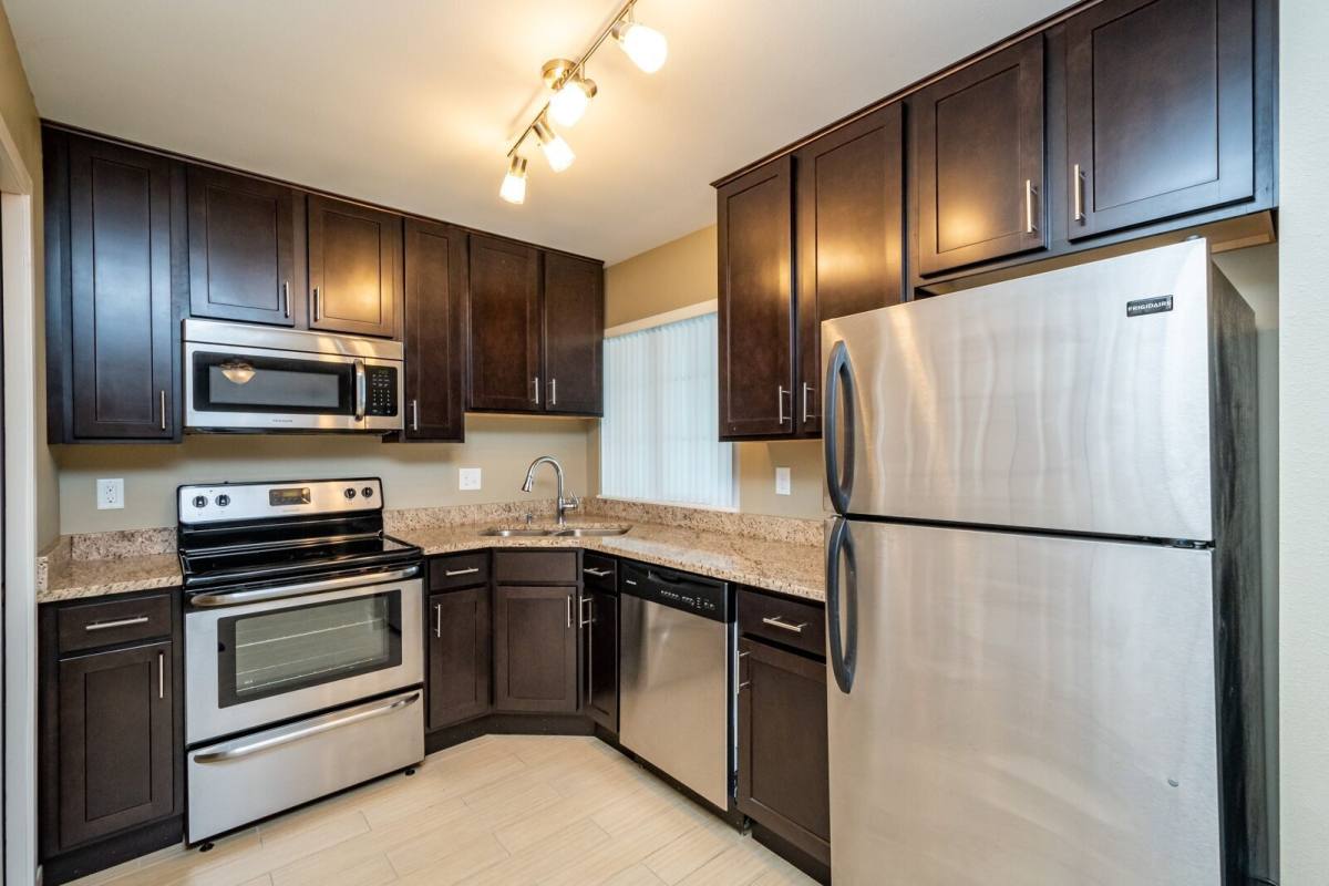 Apartment for rent at 207 6th St Units 1 #10, Coralville, IA 52241