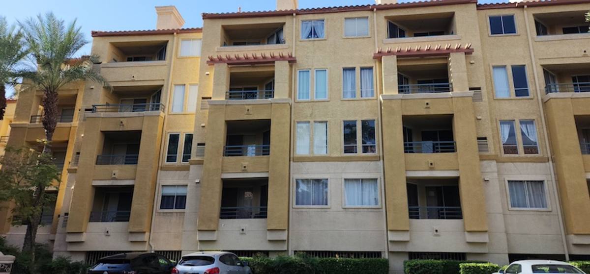 Condo for rent at 270 E Flamingo Rd, Las Vegas, NV 89169