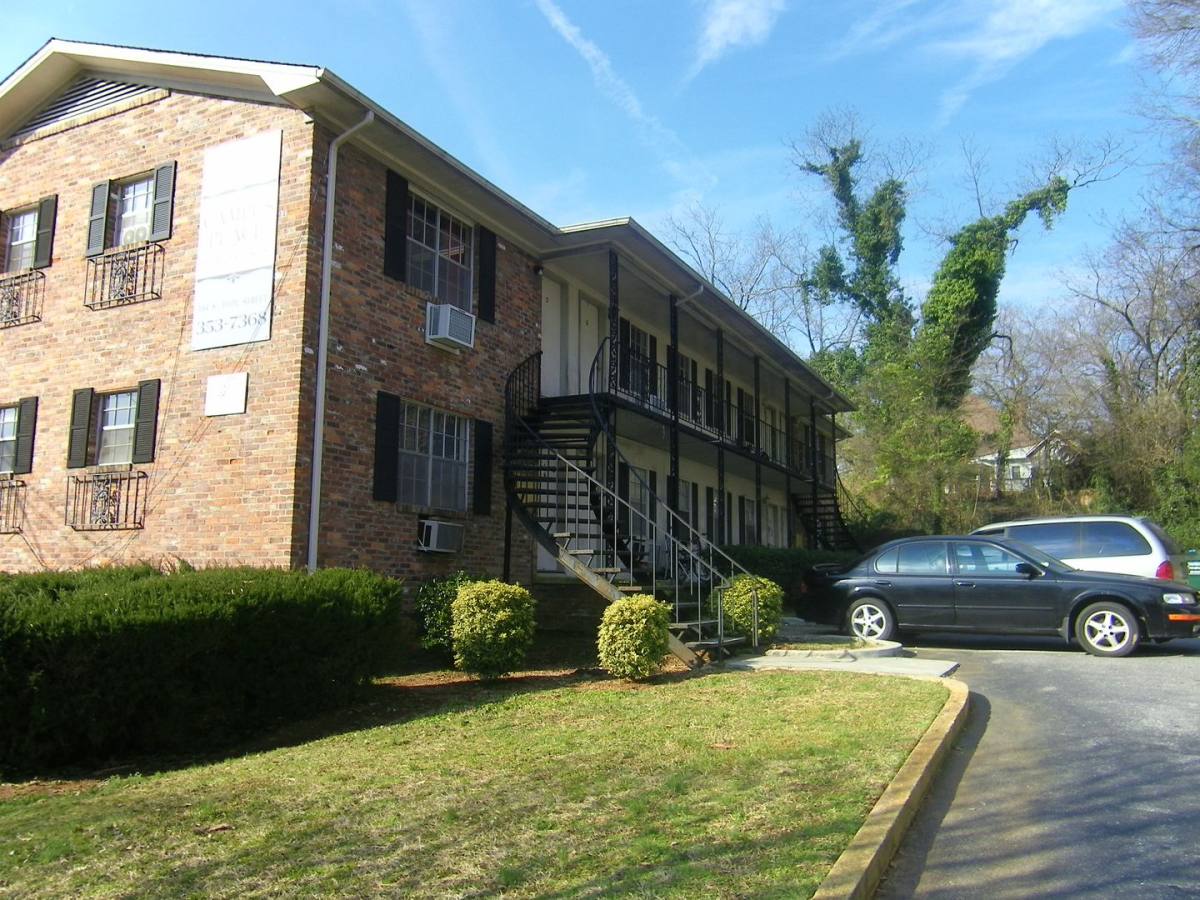 Apartment for rent at 394 S Pope St, Athens, GA 30605