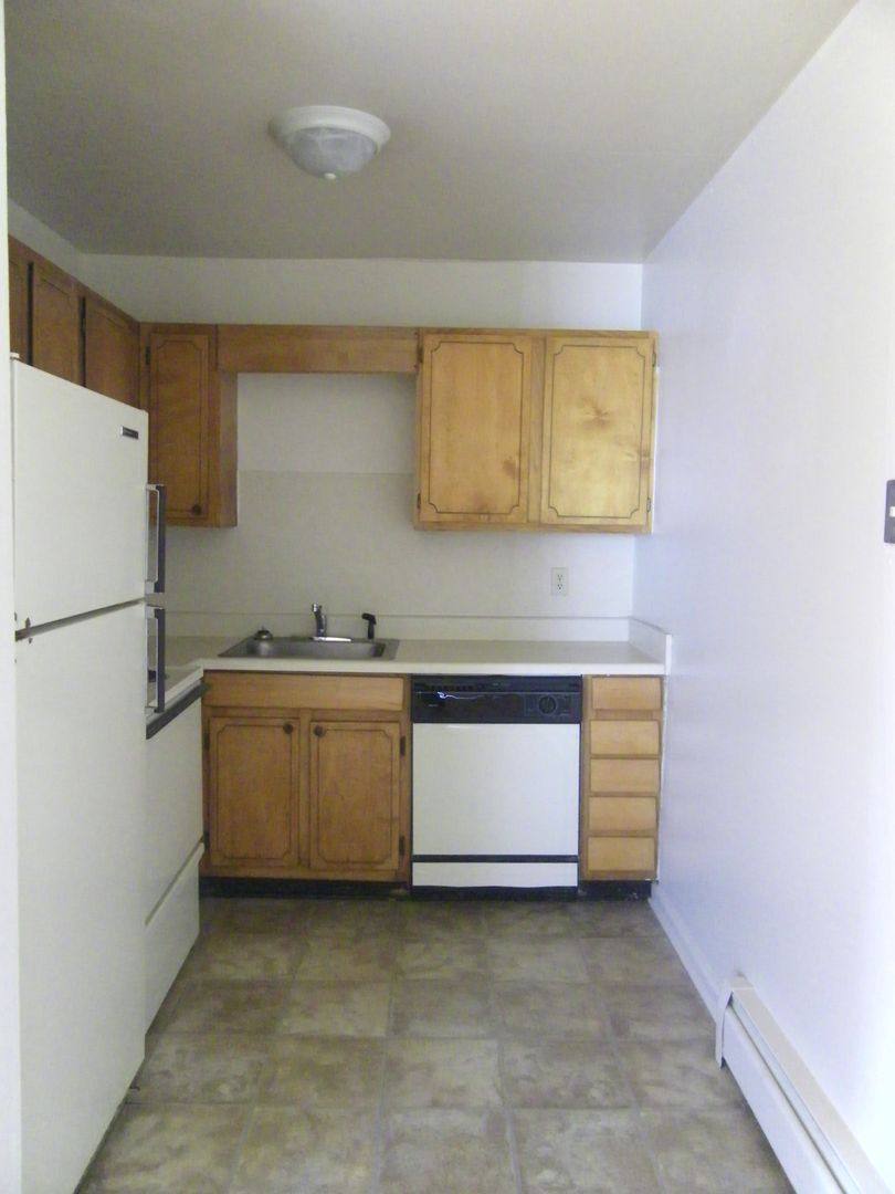 Apartment for rent at 394 S Pope St, Athens, GA 30605