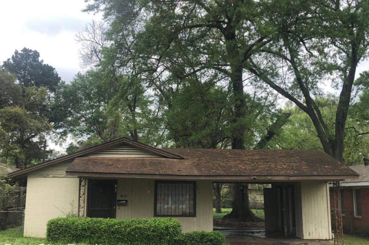 House for rent at 2035 Vivian St, Shreveport, LA 71108