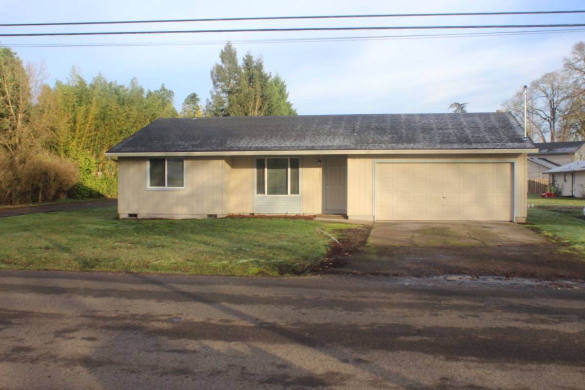 House for rent at 3233 NE Brogden St, Hillsboro, OR 97124