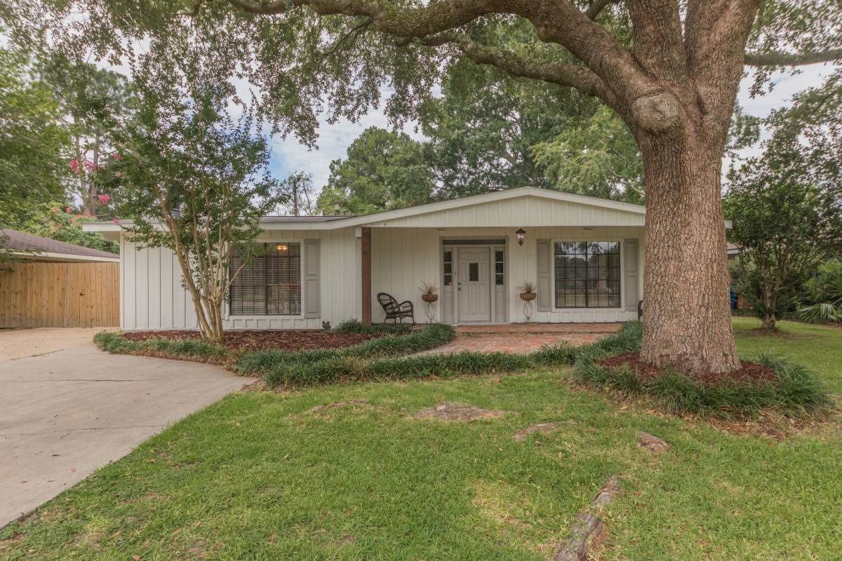 House for rent at 103 Westchester Dr, Lafayette, LA 70506