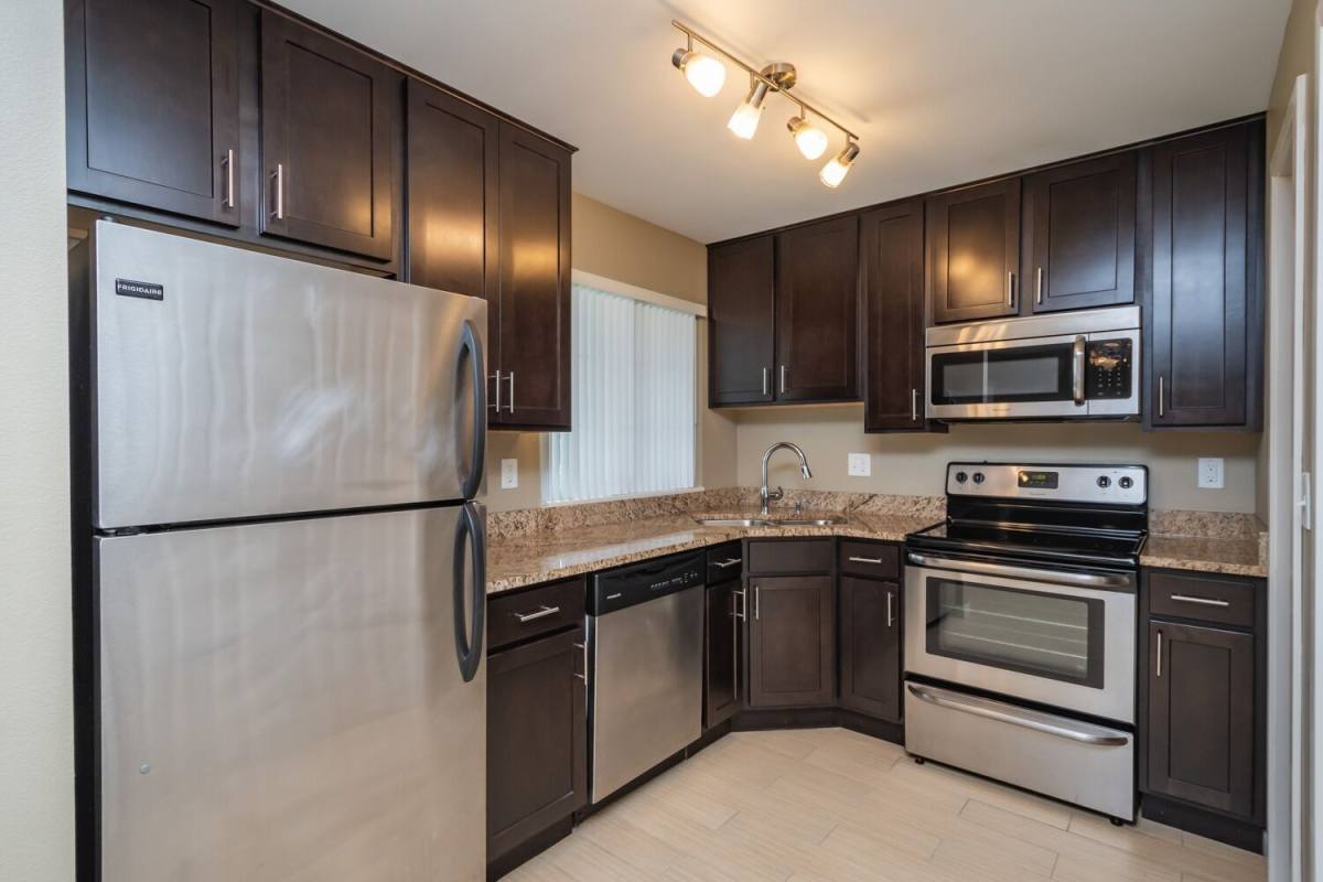 Apartment for rent at 203 6th St Units 1 #10, Coralville, IA 52241