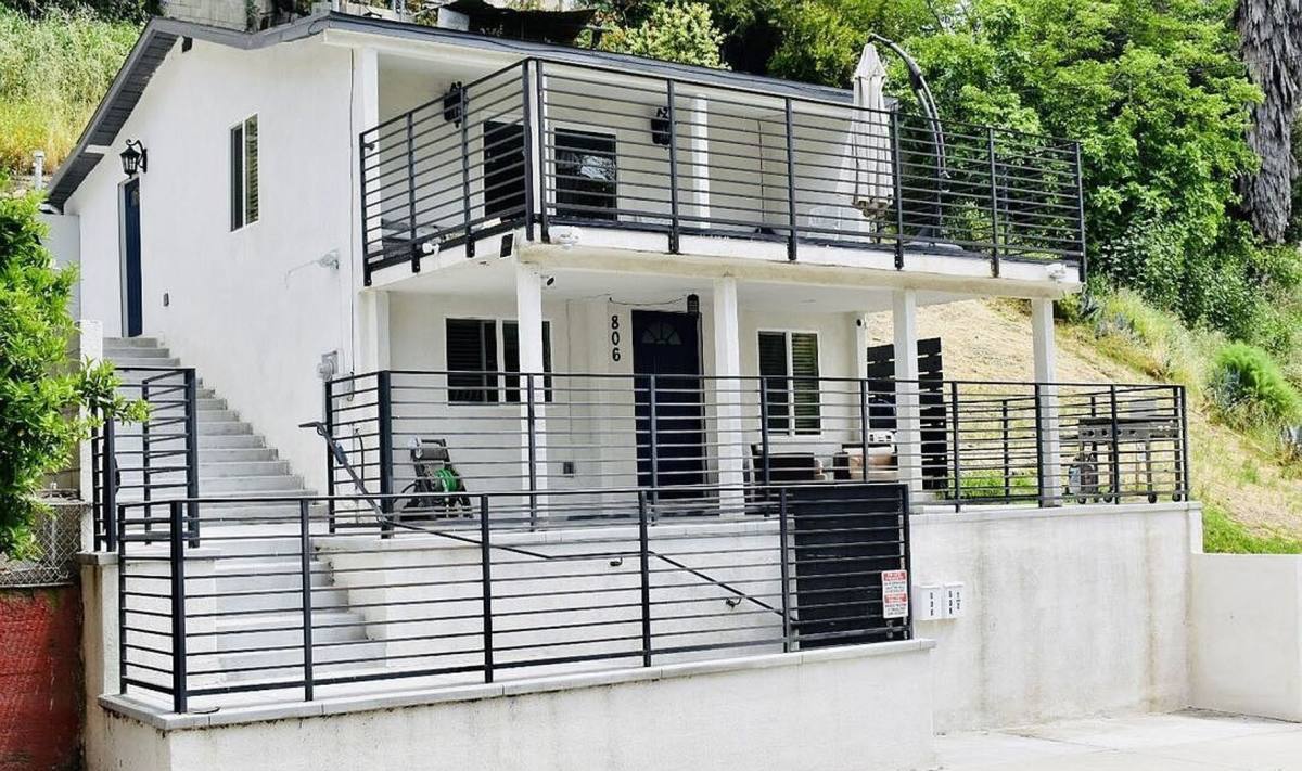 Apartment for rent at 806 N Record Ave, Los Angeles, CA 90063