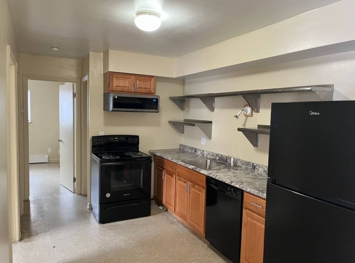 Apartment for rent at 821, 829, 837, 901, 905 E Shiawassee St, Lansing, MI 48912