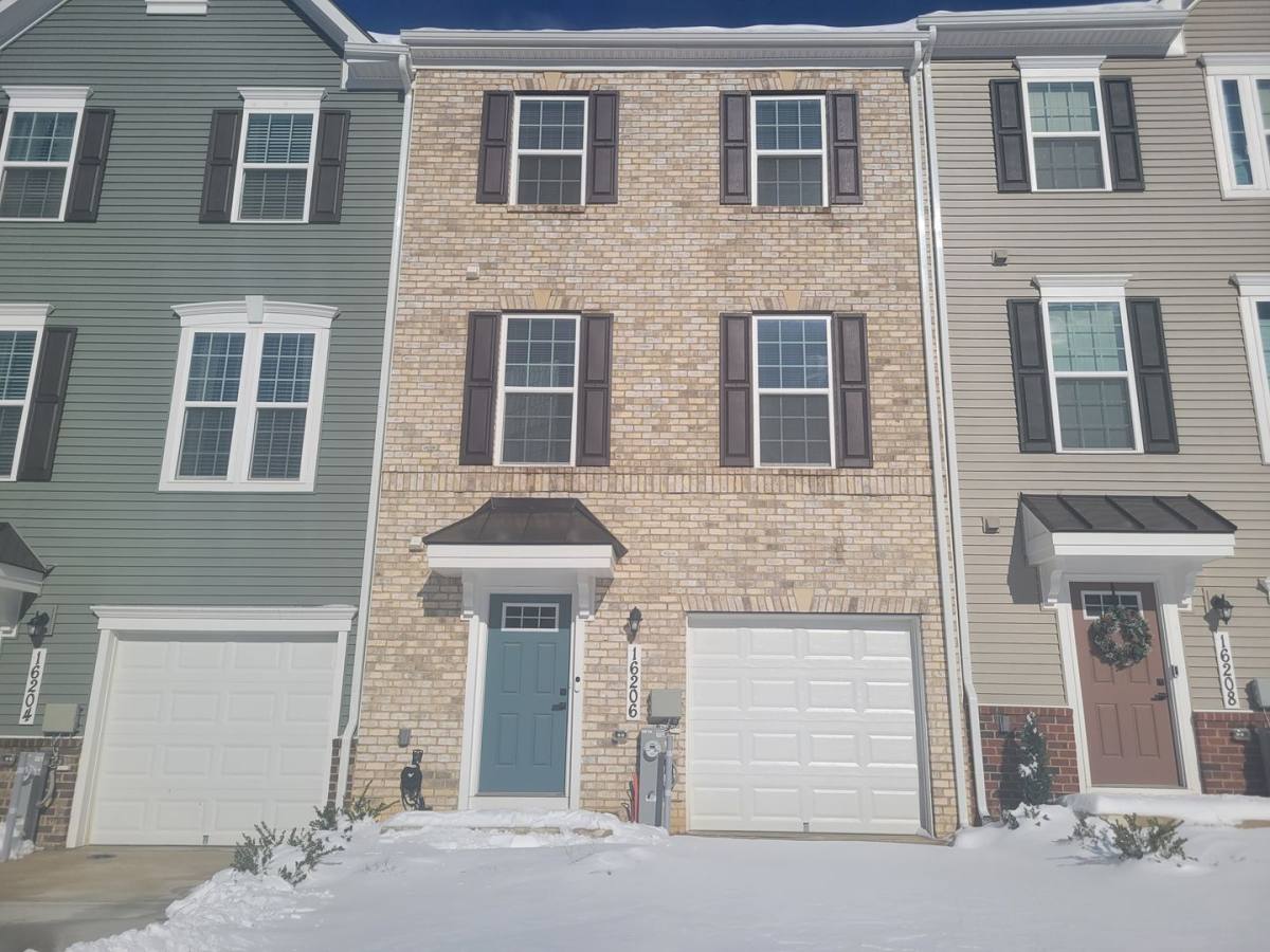 Townhouse for rent at 16206 Bright Star Way, Bowie, MD 20716