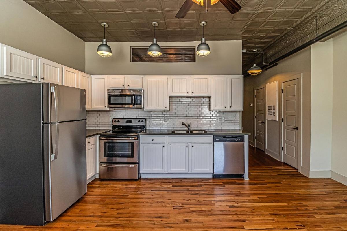 Apartment for rent at 215-M Nash St, Wilson, NC 27893