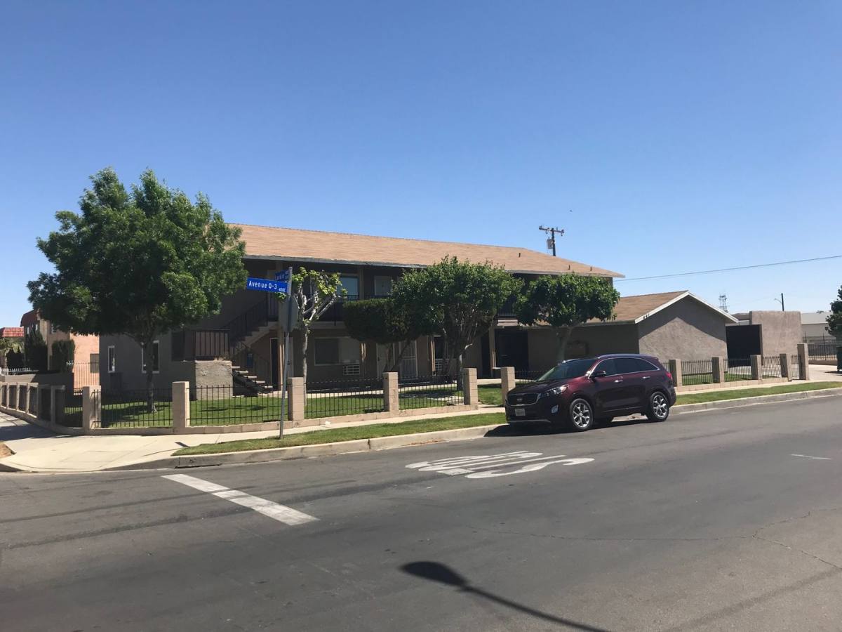 Apartment for rent at 441 417 E Ave, Palmdale, CA 93550