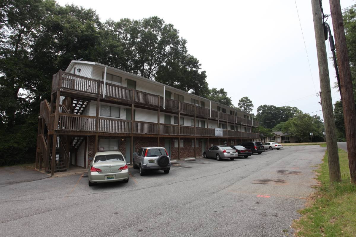 Apartment for rent at 449 N Ross St, Auburn, AL 36830