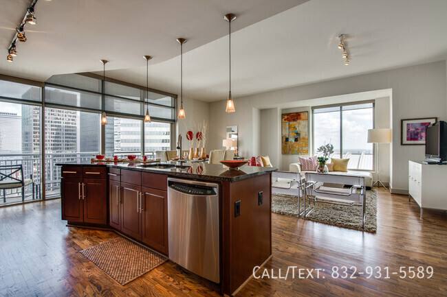 Apartment for rent at 1757 Walker St #OPP2, Houston, TX 77010