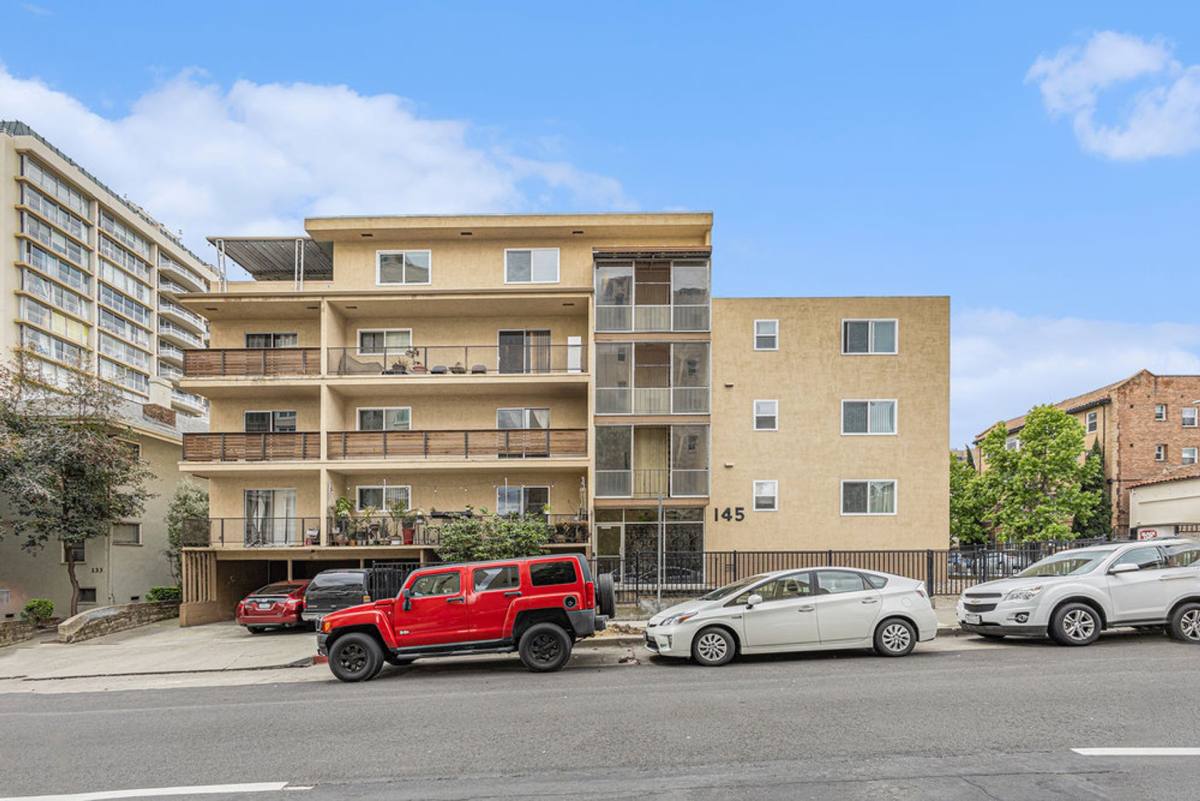 Apartment for rent at 145 17th St, Oakland, CA 94612