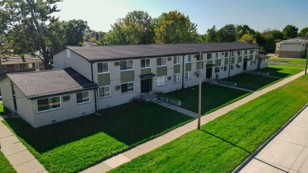 Apartment for rent at 1390-1410 E Lincoln Ave, Madison Heights, MI 48071