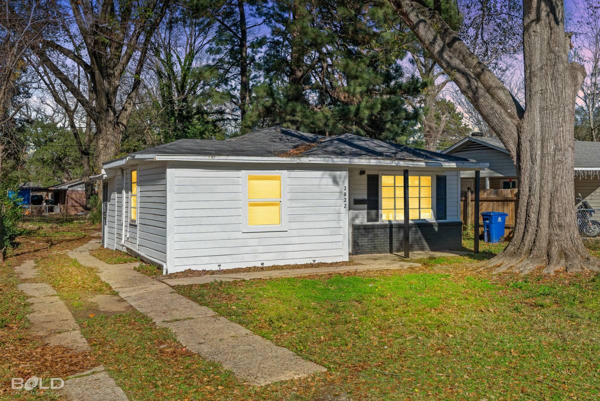 House for rent at 2022 Murray St, Shreveport, LA 71108