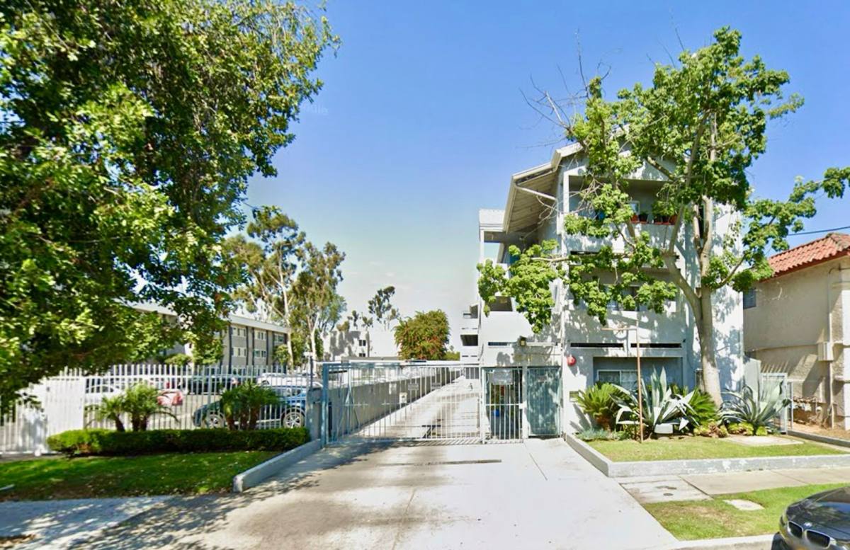 Apartment for rent at 6241 Beck Ave, North Hollywood, CA 91606