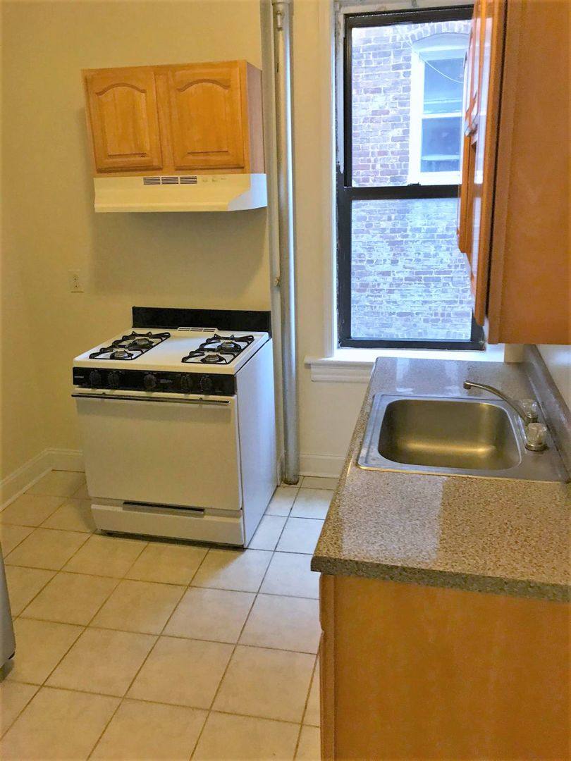 Apartment for rent at 3608 Park Ave, Weehawken, NJ 07086