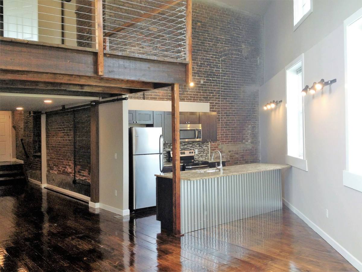 Apartment for rent at 175 W Gay Ave, York, PA 17401