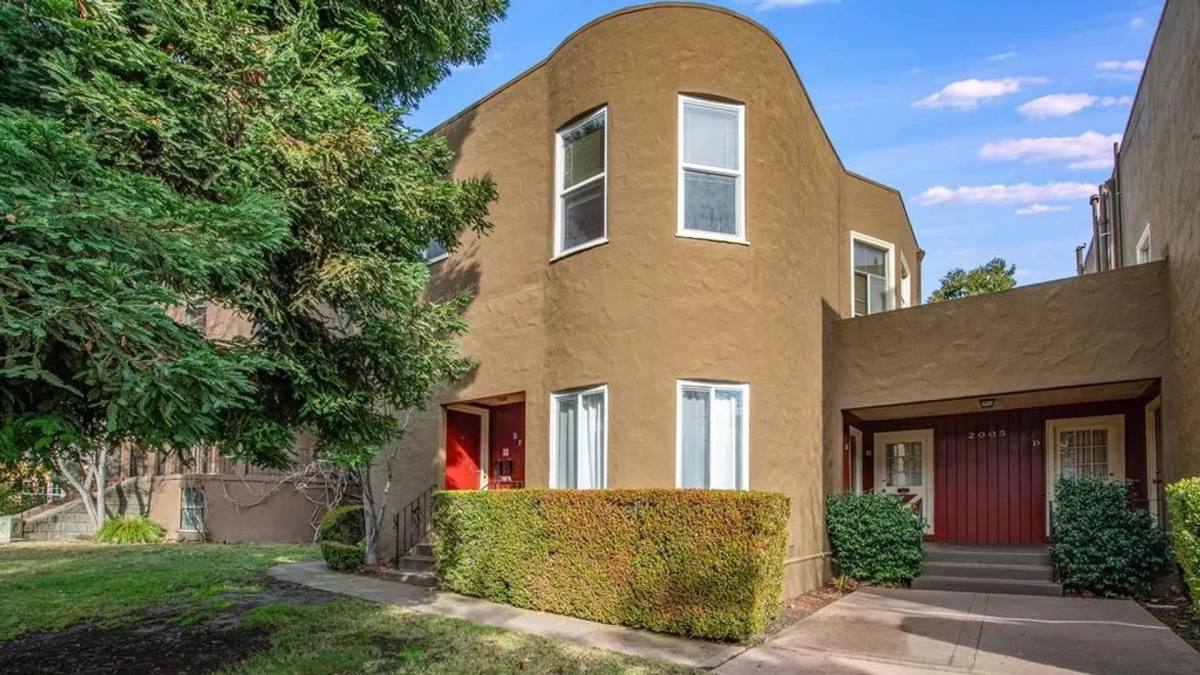 Apartment for rent at 2001 Alameda Ave, Alameda, CA 94501