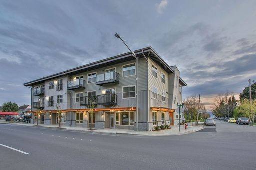 Apartment for rent at 1610 J St, Bellingham, WA 98225