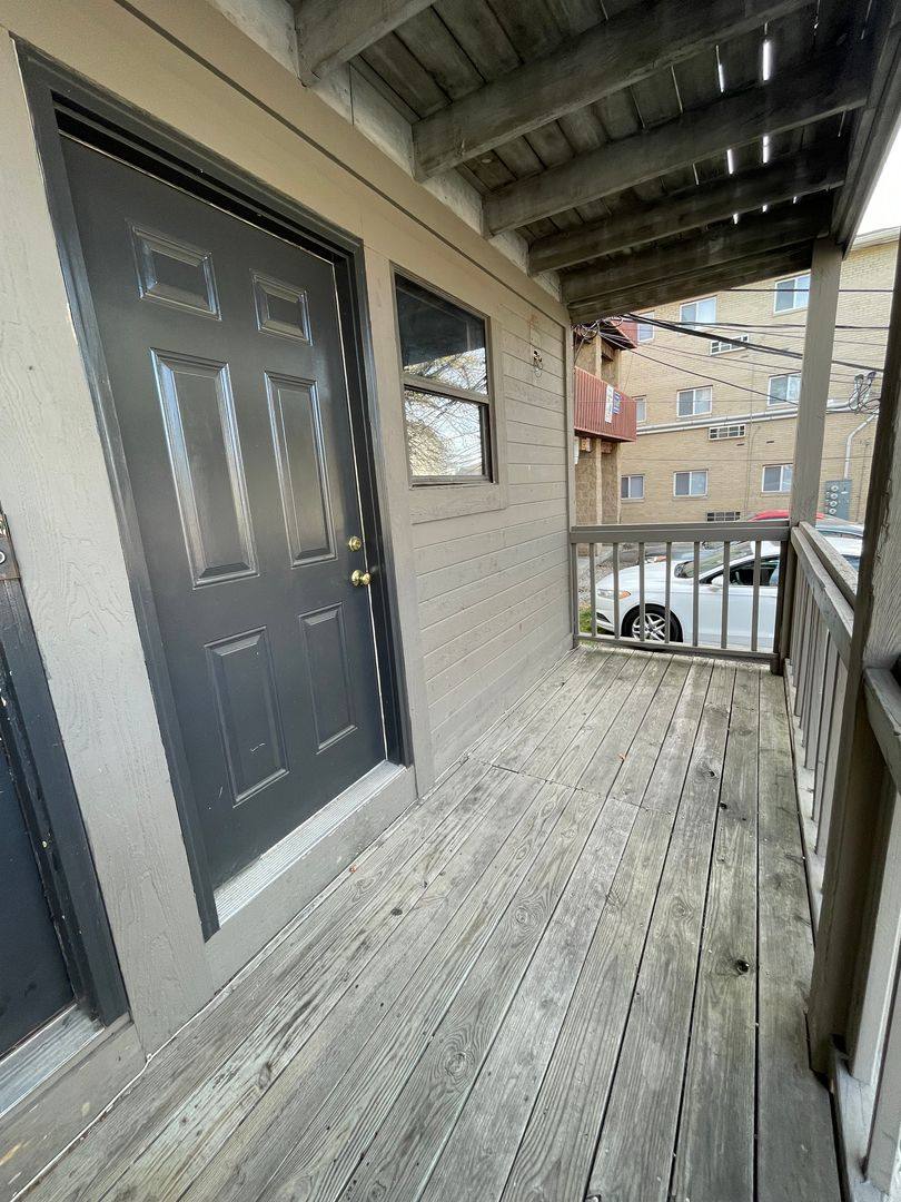 Apartment for rent at 72 Chittenden Ave, Columbus, OH 43201