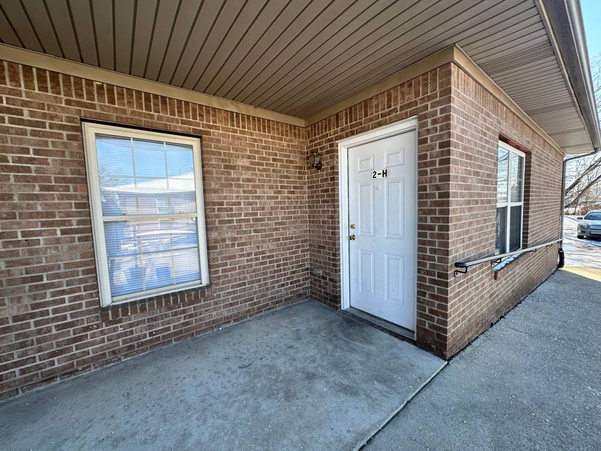 Apartment for rent at 3071 Burlew Blvd, Owensboro, KY 42303