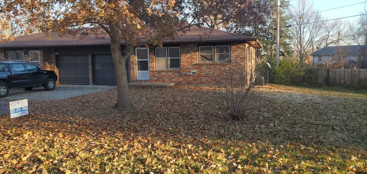 Apartment for rent at 3018-3020 Mexico Gravel Rd, Columbia, MO 65202