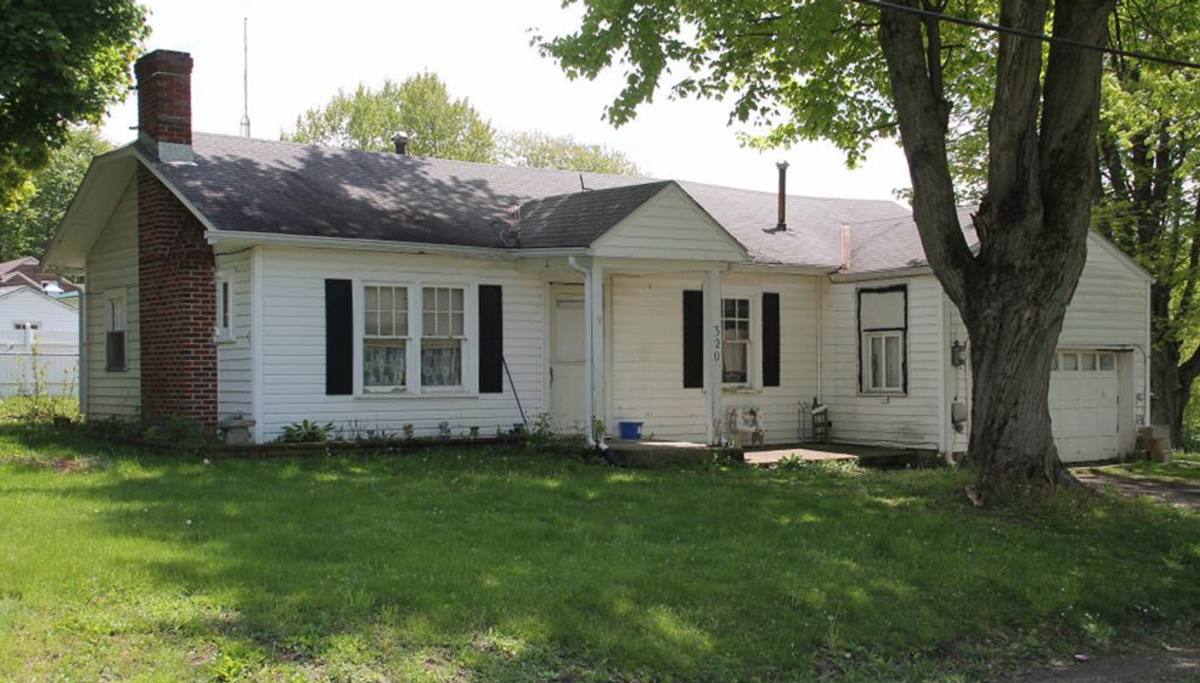 House for rent at 320 Indiana Ave, Mansfield, OH 44905