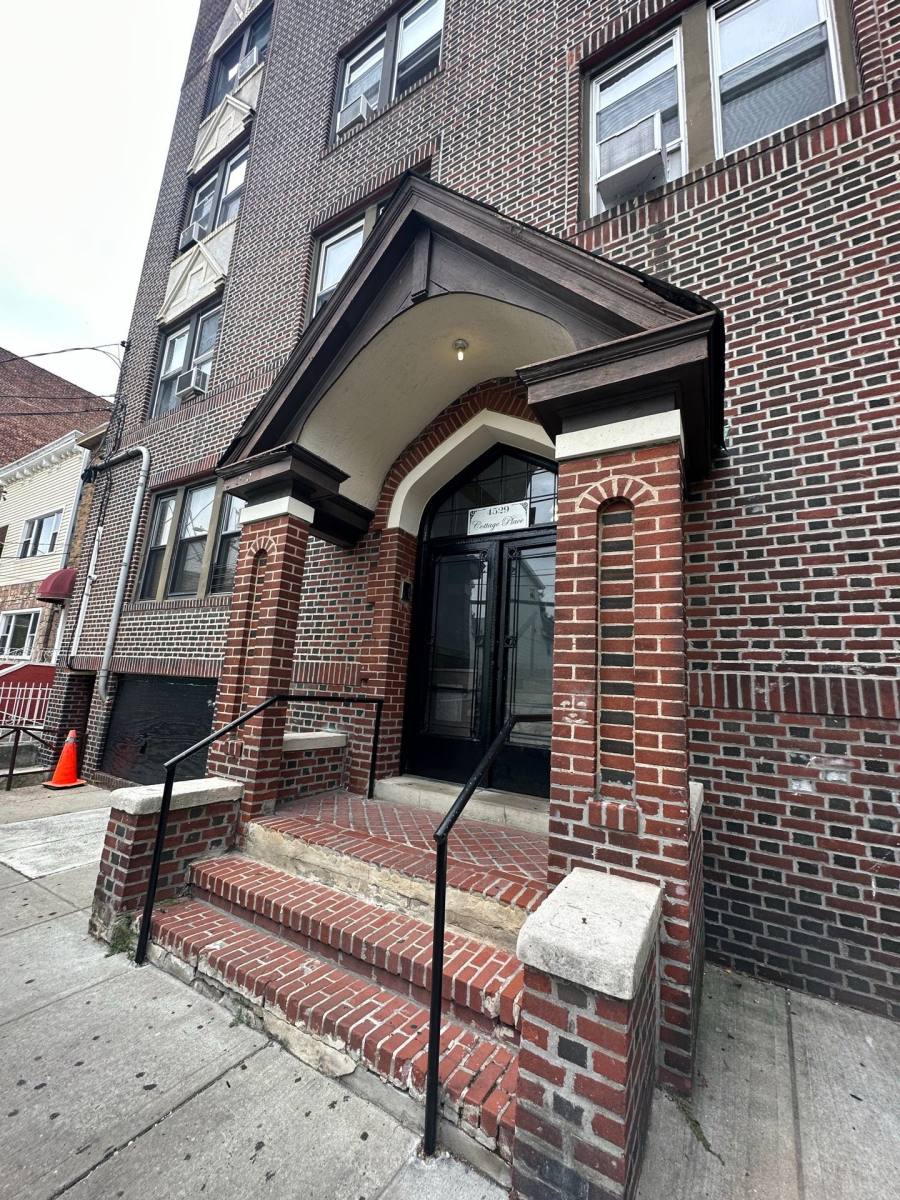 Apartment for rent at 4529 Cottage Place, Union City, NJ 07087