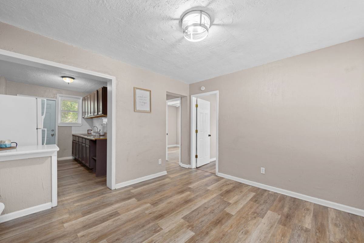 Apartment for rent at 2101 W Romana St, Pensacola, FL 32502
