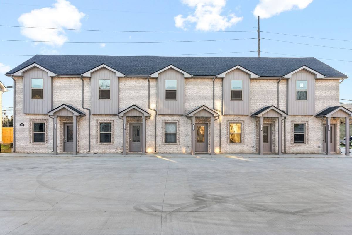 Apartment for rent at 1201 Fort Campbell Blvd Building #4, Clarksville, TN 37042