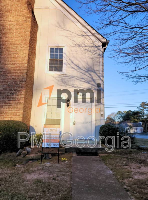 Townhouse for rent at 6691 Colchester Place, Norcross, GA 30093