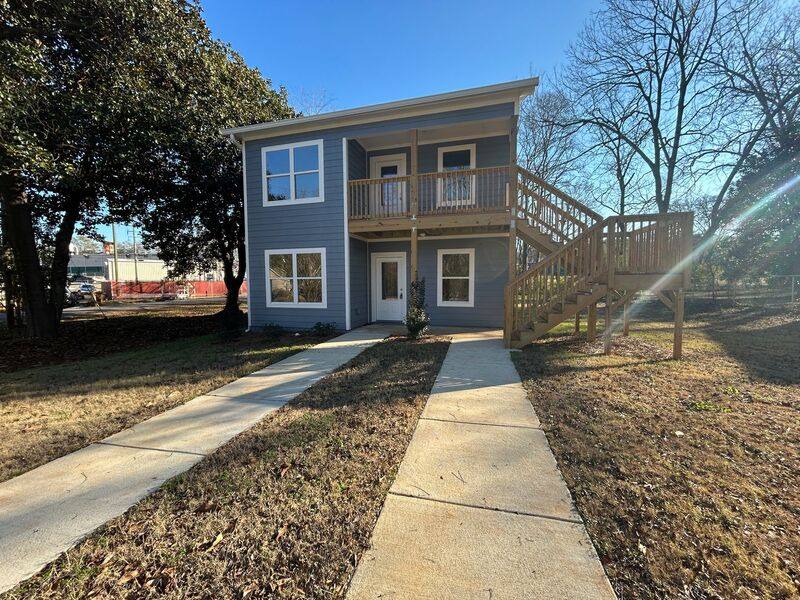 House for rent at 260 Commerce St #B, Montevallo, AL 35115