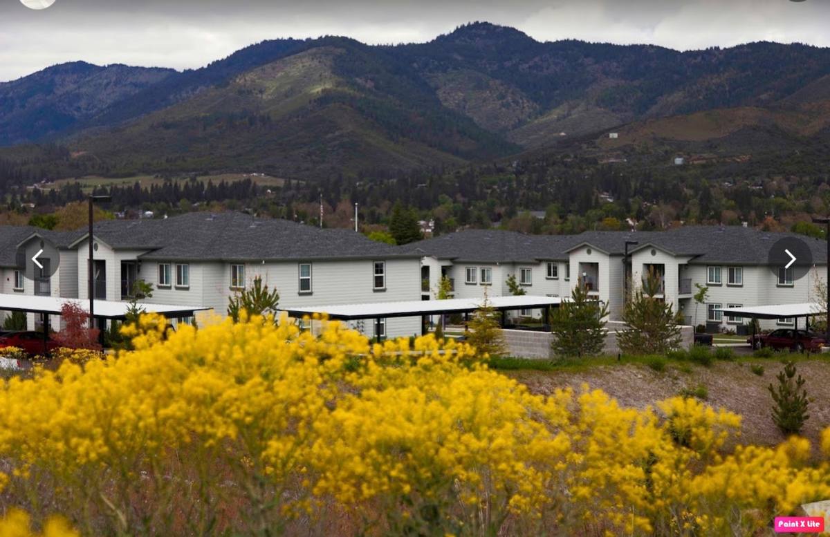 Apartment for rent at 400 N Foothill Dr, Yreka, CA 96097