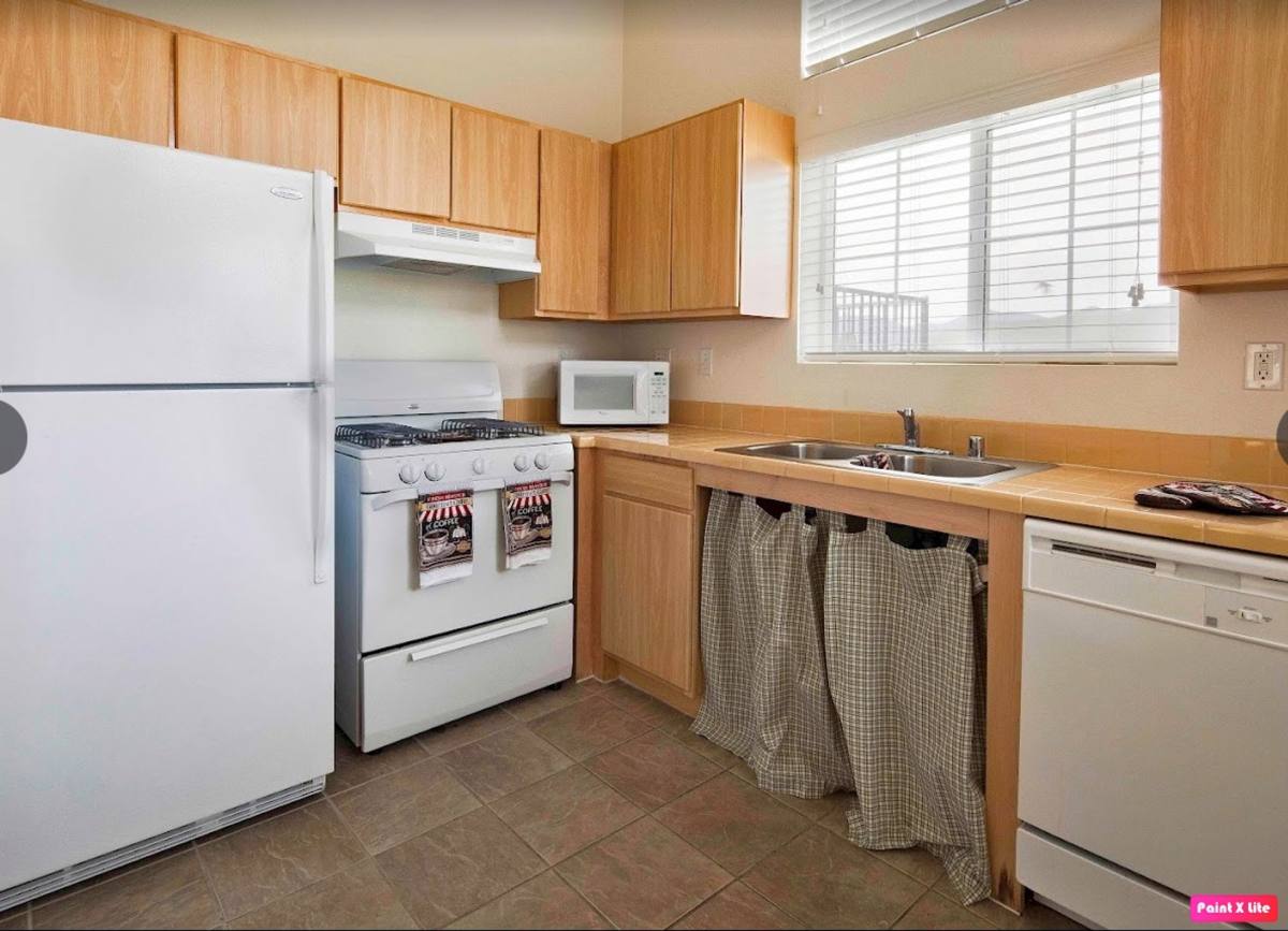 Apartment for rent at 400 N Foothill Dr, Yreka, CA 96097