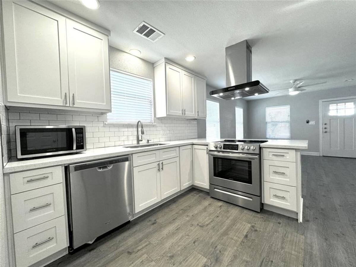 Townhouse for rent at 4604 Duval, Austin, TX 78751
