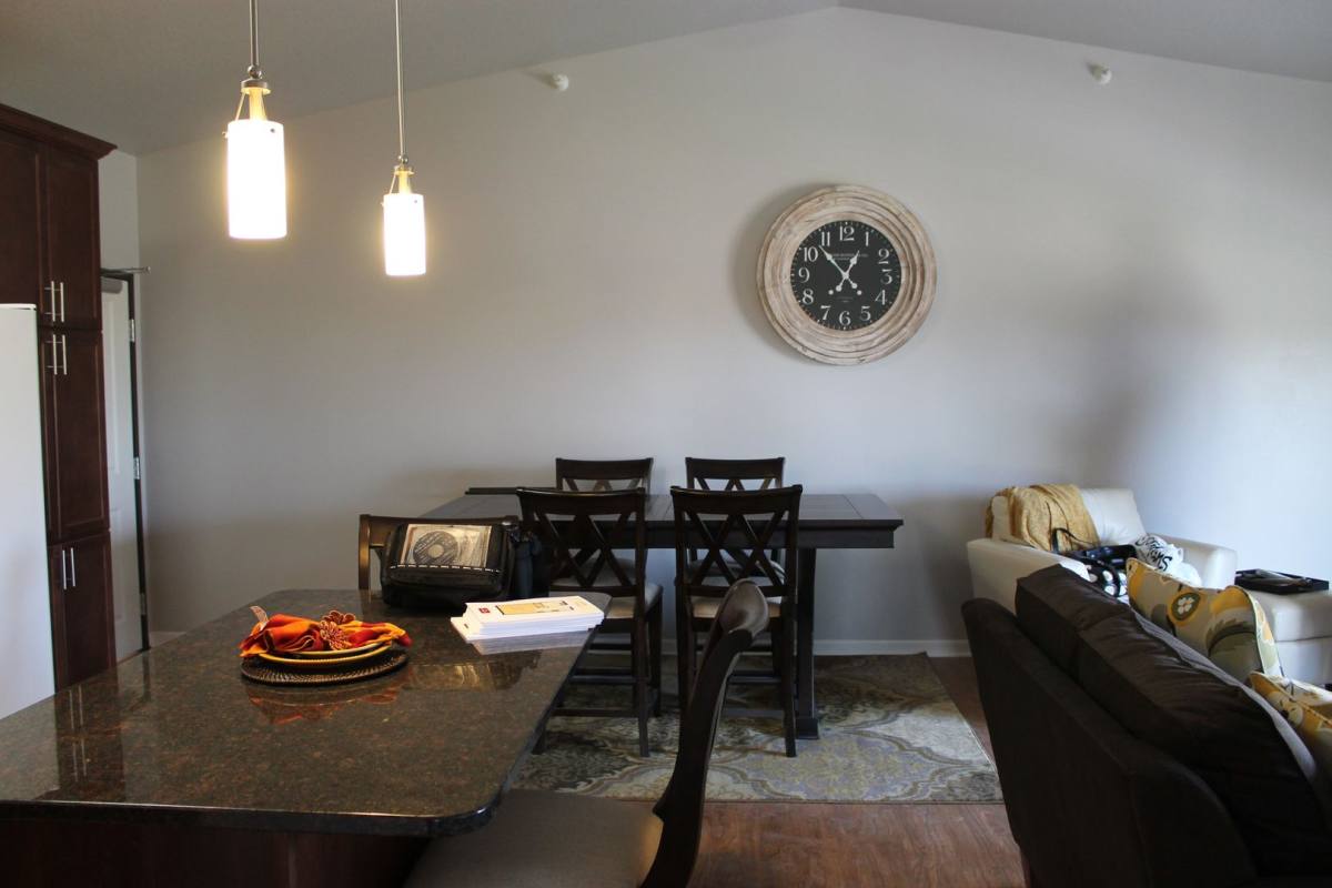 Apartment for rent at 1414 Adventureland Dr, Altoona, IA 50009