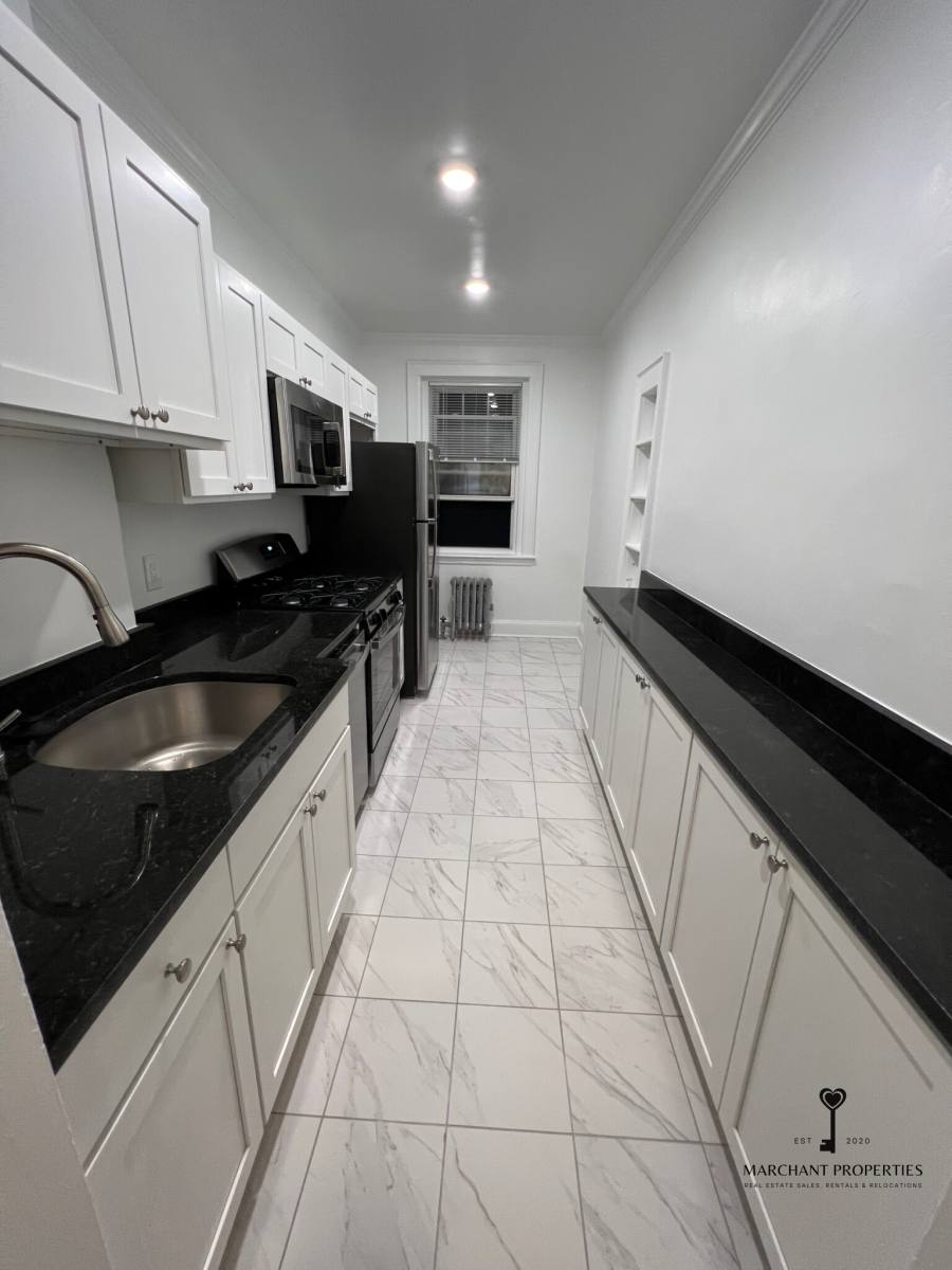 Apartment for rent at 102 Kilsyth Rd #33, Brighton, MA 02135