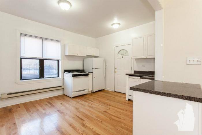 Apartment for rent at 3720 N Pine Grove Ave #W3, Chicago, IL 60613