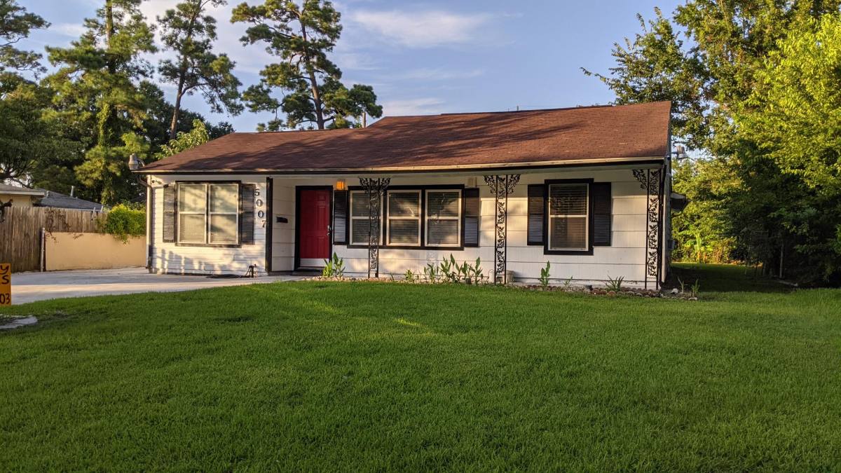 Apartment for rent at 5007 Nassau #A, Houston, TX 77021